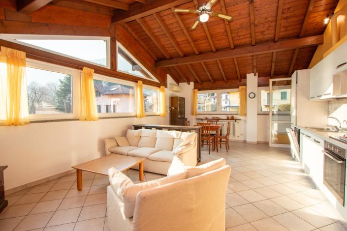 Image No.3-Appartement de 2 chambres à vendre à Tremezzina