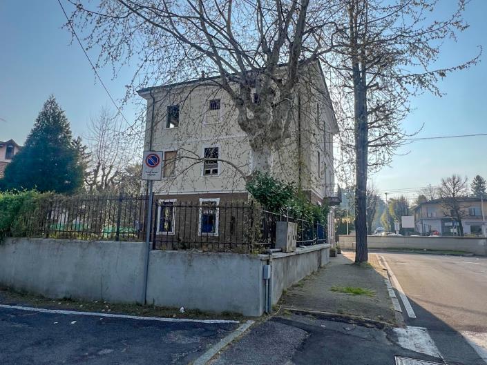 Image No.11-Hotel for sale