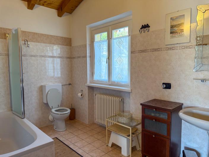 Image No.19-2 Bed Villa for sale