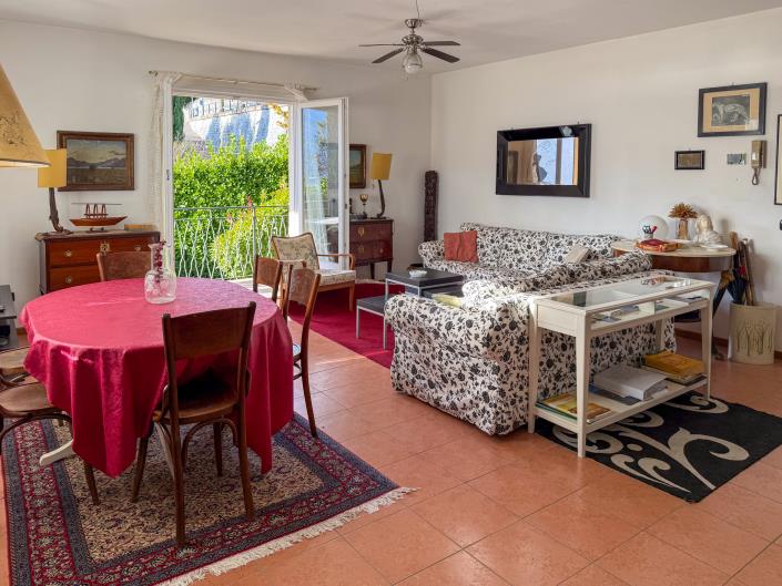 Image No.8-2 Bed Villa for sale