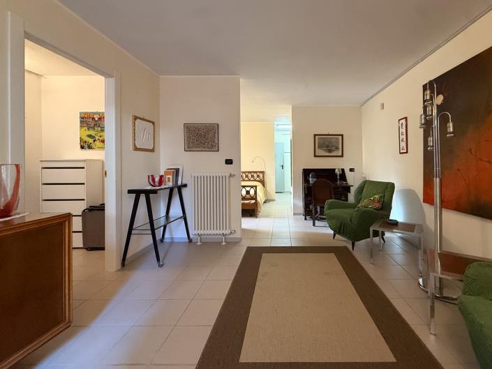 Image No.17-2 Bed Villa for sale