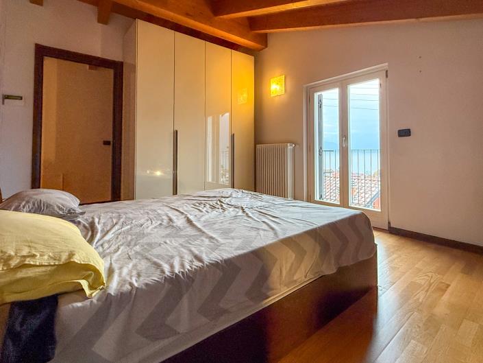 Image No.20-3 Bed Villa for sale