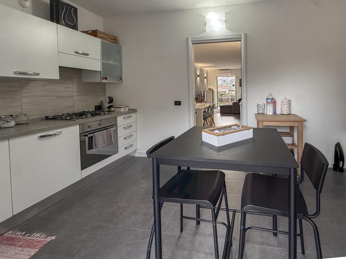 Image No.9-2 Bed Apartment for sale