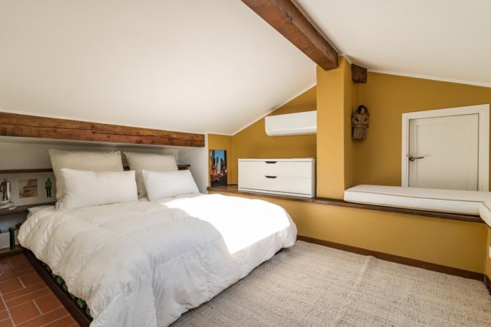 Image No.56-4 Bed Villa for sale