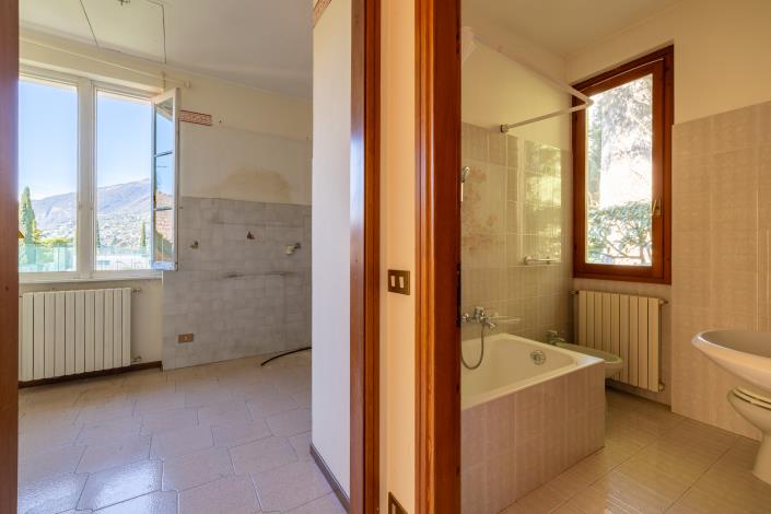 Image No.26-4 Bed Villa for sale