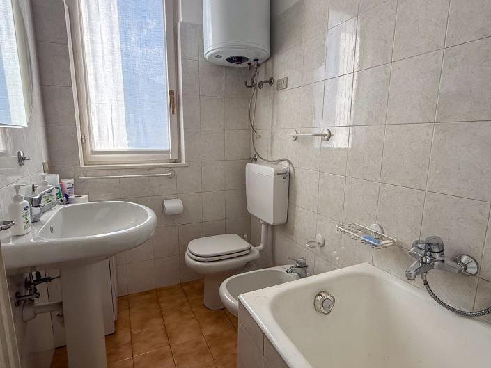 Image No.16-3 Bed Apartment for sale