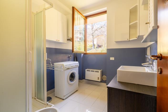 Image No.18-2 Bed Apartment for sale