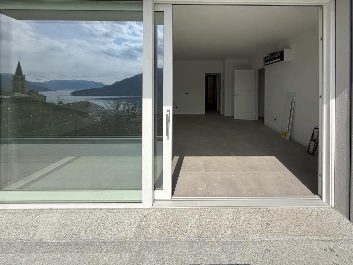 Image No.18-2 Bed Apartment for sale