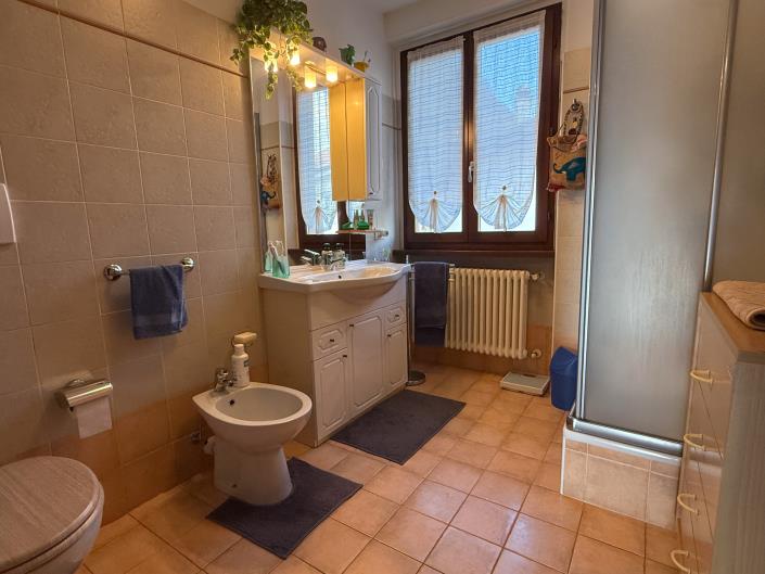 Image No.15-2 Bed Apartment for sale