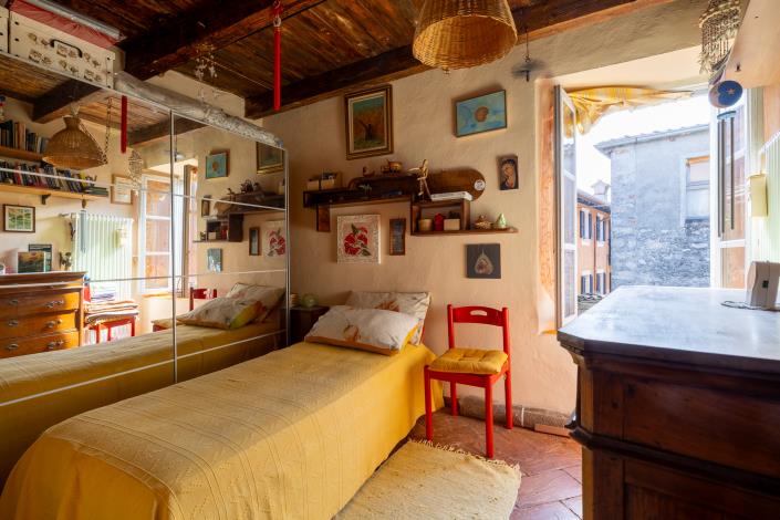 Image No.16-3 Bed House for sale