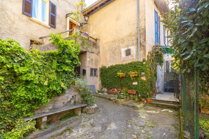 Image No.17-3 Bed House for sale