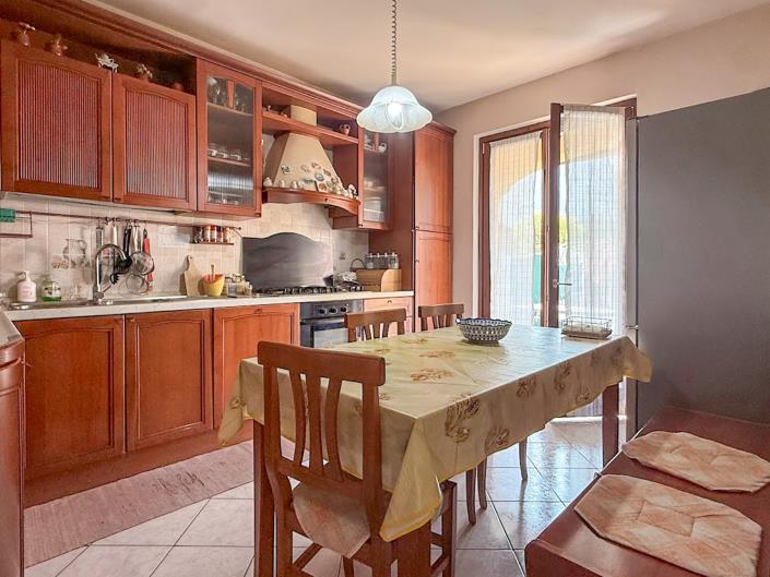 Image No.10-3 Bed Villa for sale