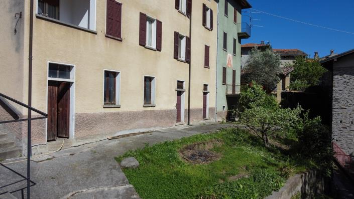 Image No.11-4 Bed House for sale