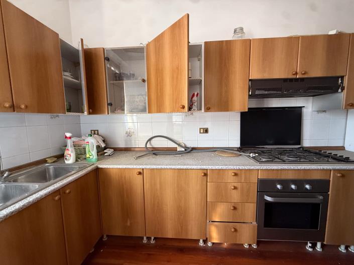 Image No.9-3 Bed Apartment for sale