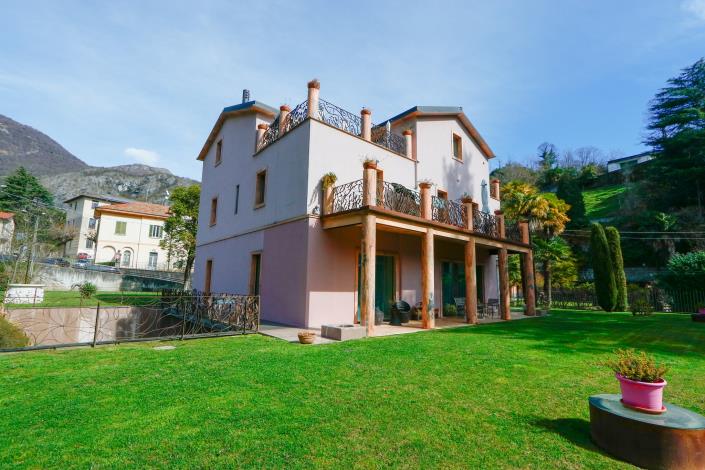 Image No.3-5 Bed Villa for sale