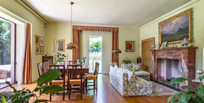 Image No.11-5 Bed Villa for sale