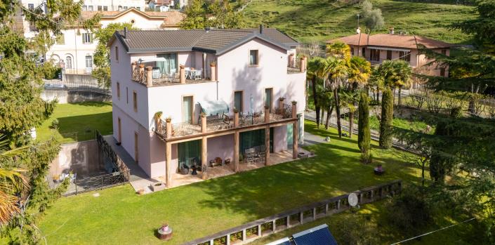 Image No.20-5 Bed Villa for sale