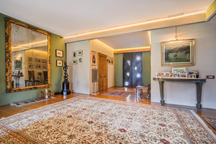 Image No.24-5 Bed Villa for sale