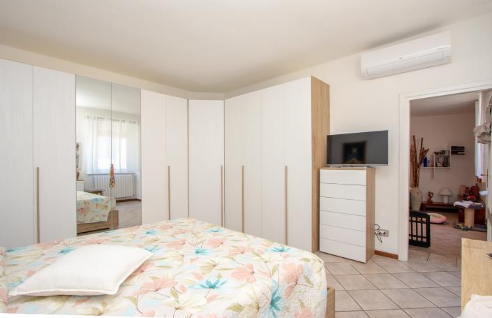 Image No.11-1 Bed Apartment for sale