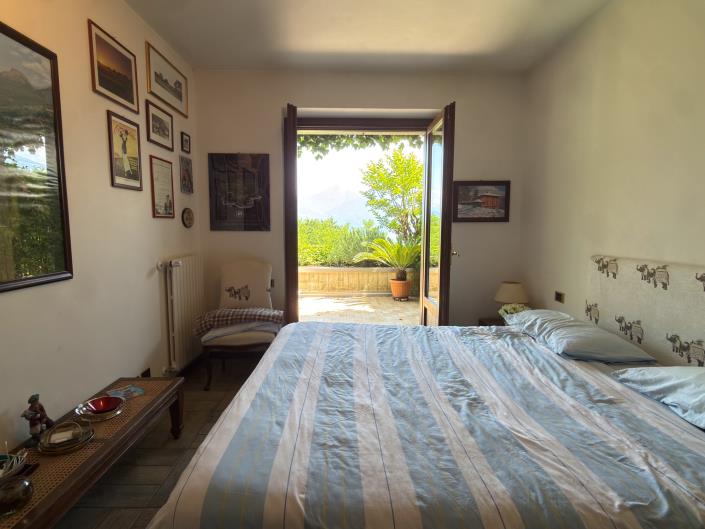 Image No.17-2 Bed Apartment for sale