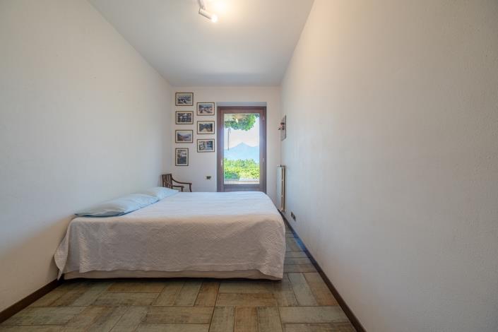 Image No.26-2 Bed Apartment for sale
