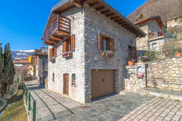 Image No.28-2 Bed House for sale