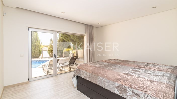 Image No.18-Villa de 4 chambres à vendre à Albufeira