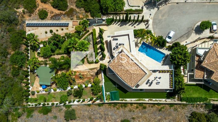 Image No.4-4 Bed Villa for sale