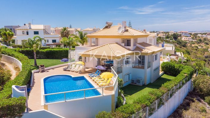 Image No.1-Villa de 5 chambres à vendre à Albufeira