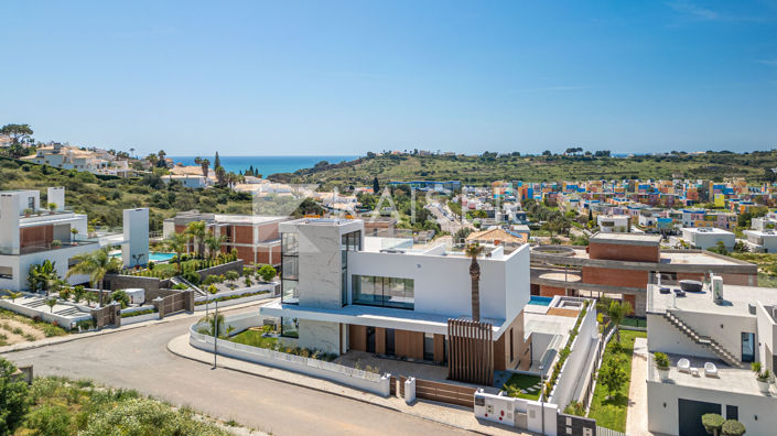 Image No.2-Villa de 4 chambres à vendre à Albufeira