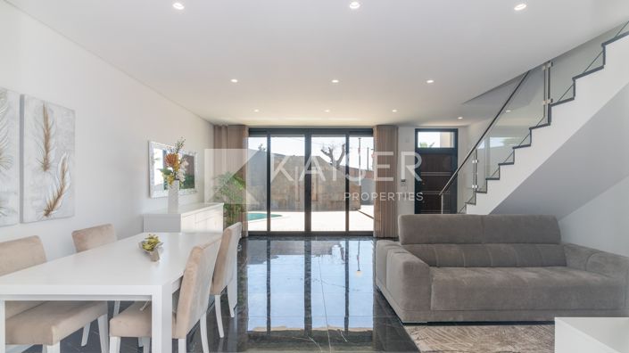 Image No.2-Maison de ville de 3 chambres à vendre à Albufeira