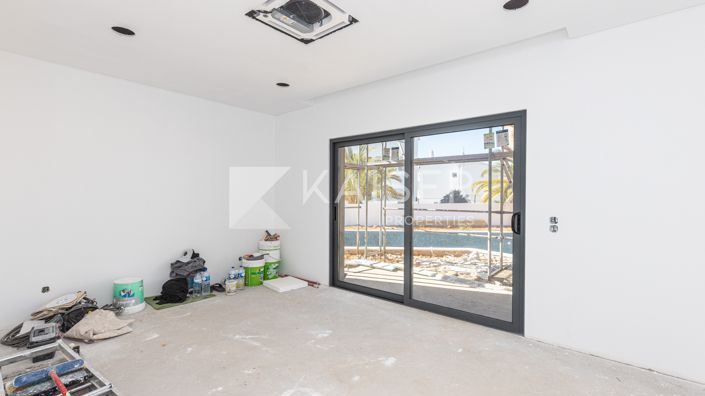 Image No.11-4 Bed Villa for sale