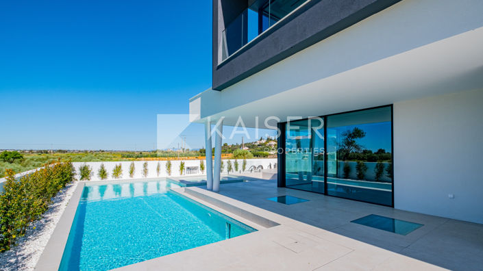 Image No.17-Villa de 4 chambres à vendre à Albufeira