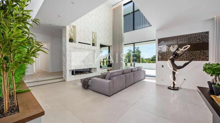 Image No.17-4 Bed Villa for sale