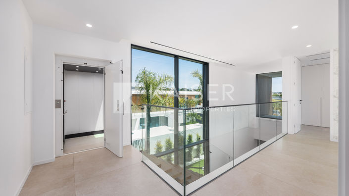 Image No.40-4 Bed Villa for sale
