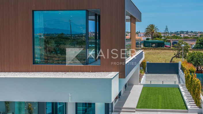 Image No.41-4 Bed Villa for sale
