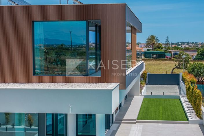 Image No.41-4 Bed Villa for sale