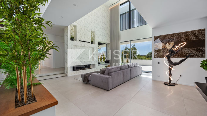 Image No.5-4 Bed Villa for sale