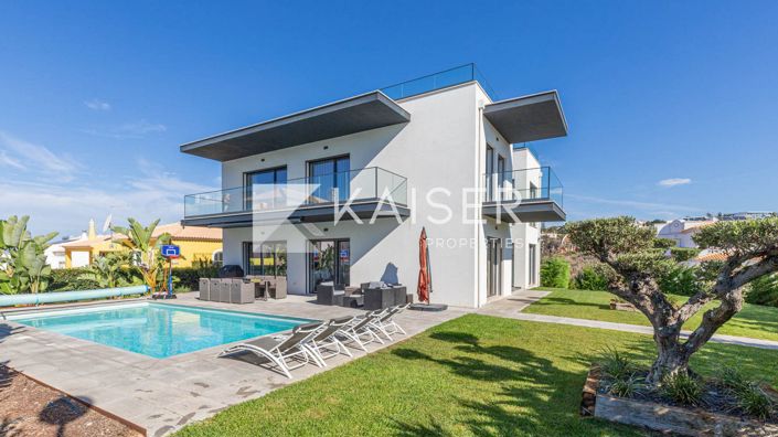 Image No.6-5 Bed Villa for sale