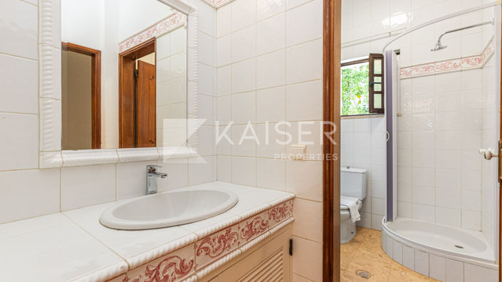 Image No.13-5 Bed Villa for sale