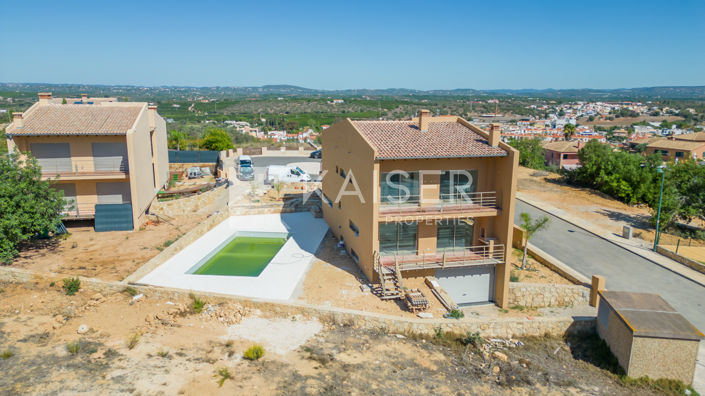 Image No.1-Villa de 4 chambres à vendre à Algoz