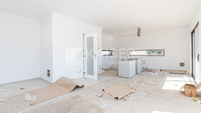 Image No.12-4 Bed Villa for sale