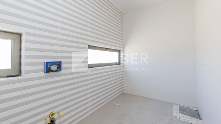 Image No.22-4 Bed Villa for sale