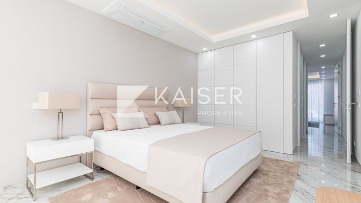 Image No.8-3 Bed Apartment for sale
