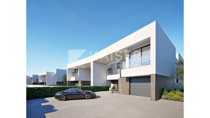 Image No.2-4 Bed Villa for sale