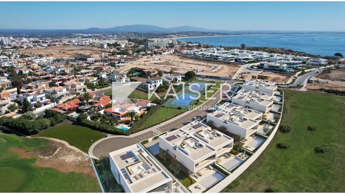 Image No.5-4 Bed Villa for sale