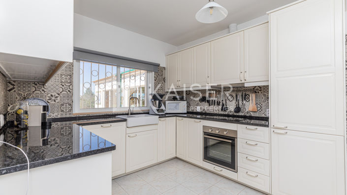 Image No.13-2 Bed Villa for sale