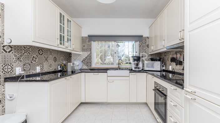 Image No.14-2 Bed Villa for sale