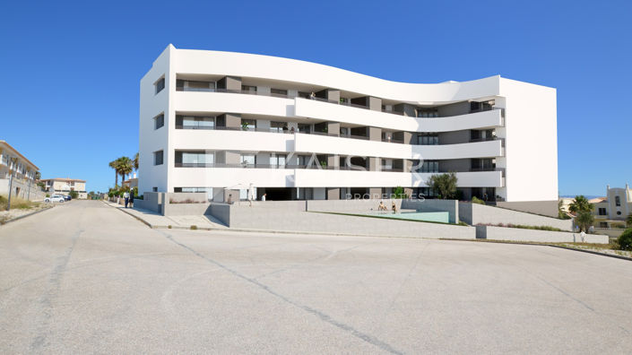 Image No.16-3 Bed Apartment for sale