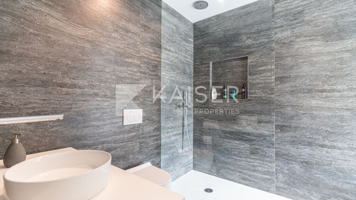 Image No.42-7 Bed Villa for sale